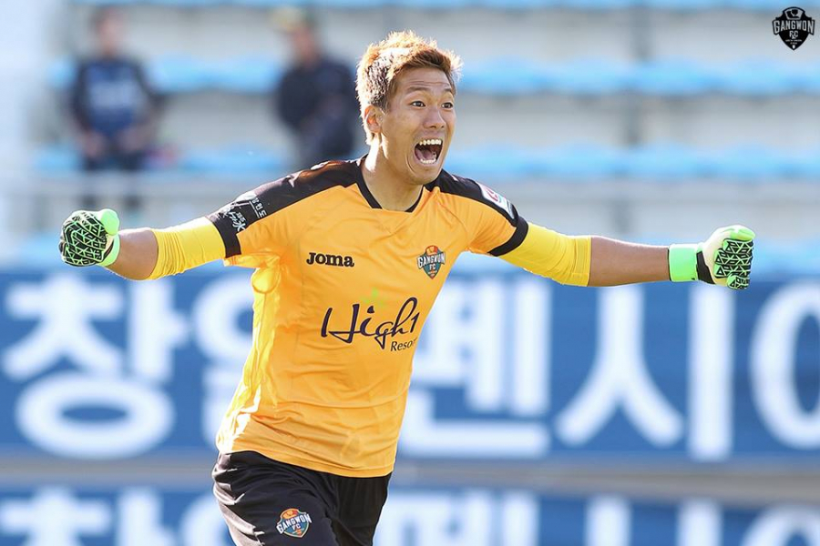 ‘무너지지 않는 벽’ 강원FC 돌풍 이끈 이범영의 슈퍼세이브 3