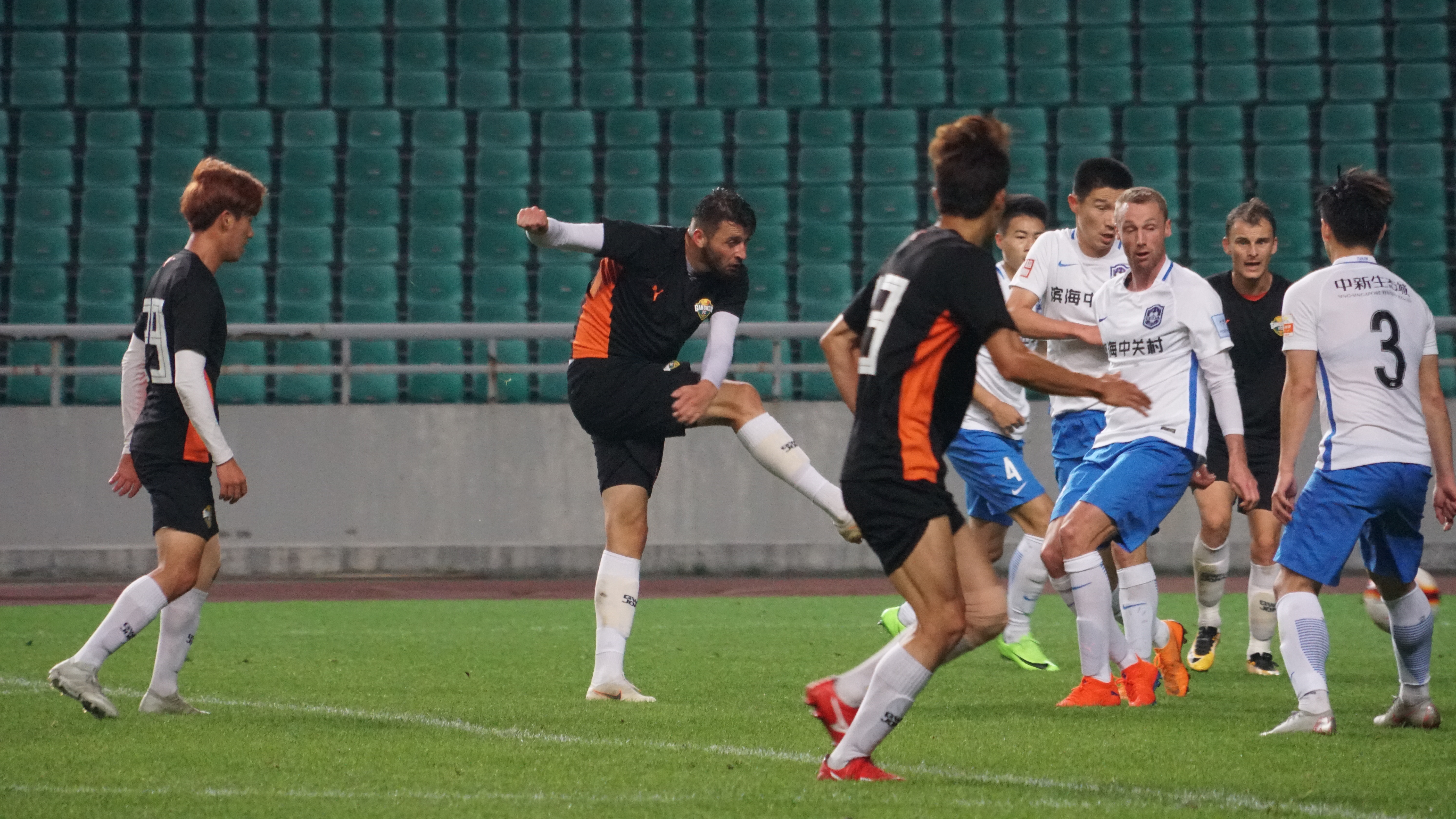 강원FC, 슈틸리케 텐진에 1-0 승리...중국 광저우 연습경기 2연승